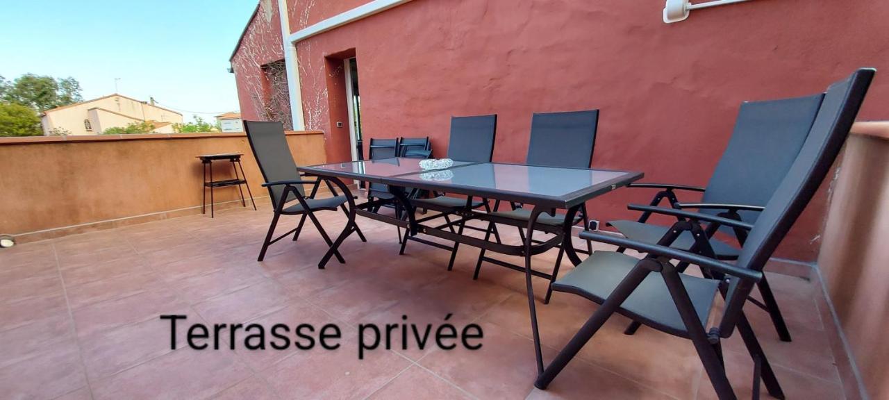 Le Barcares Logement Climatise Pour 6 Personnes, Draps Et Serviettes Non Fournis Air-Conditioned Accommodation For 6 People, Sheets And Towels Not Provided Alojamiento Con Aire Acondicionado Para 6 Personas, Sabanas Y Toallas No Incluidas 外观 照片