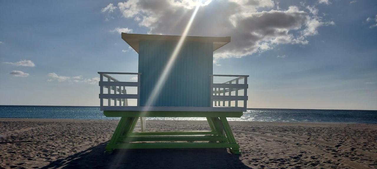 Le Barcares Logement Climatise Pour 6 Personnes, Draps Et Serviettes Non Fournis Air-Conditioned Accommodation For 6 People, Sheets And Towels Not Provided Alojamiento Con Aire Acondicionado Para 6 Personas, Sabanas Y Toallas No Incluidas 外观 照片
