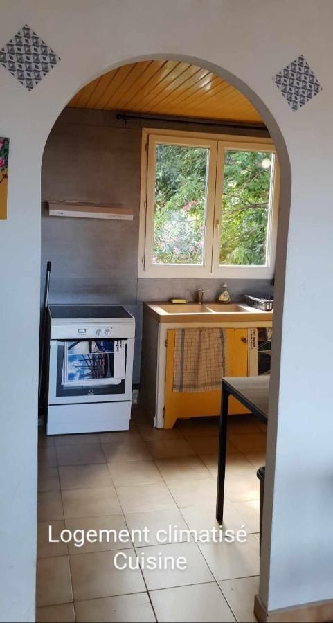 Le Barcares Logement Climatise Pour 6 Personnes, Draps Et Serviettes Non Fournis Air-Conditioned Accommodation For 6 People, Sheets And Towels Not Provided Alojamiento Con Aire Acondicionado Para 6 Personas, Sabanas Y Toallas No Incluidas 外观 照片