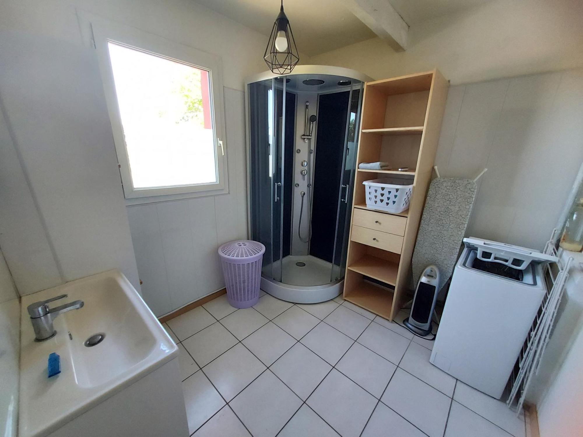 Le Barcares Logement Climatise Pour 6 Personnes, Draps Et Serviettes Non Fournis Air-Conditioned Accommodation For 6 People, Sheets And Towels Not Provided Alojamiento Con Aire Acondicionado Para 6 Personas, Sabanas Y Toallas No Incluidas 外观 照片